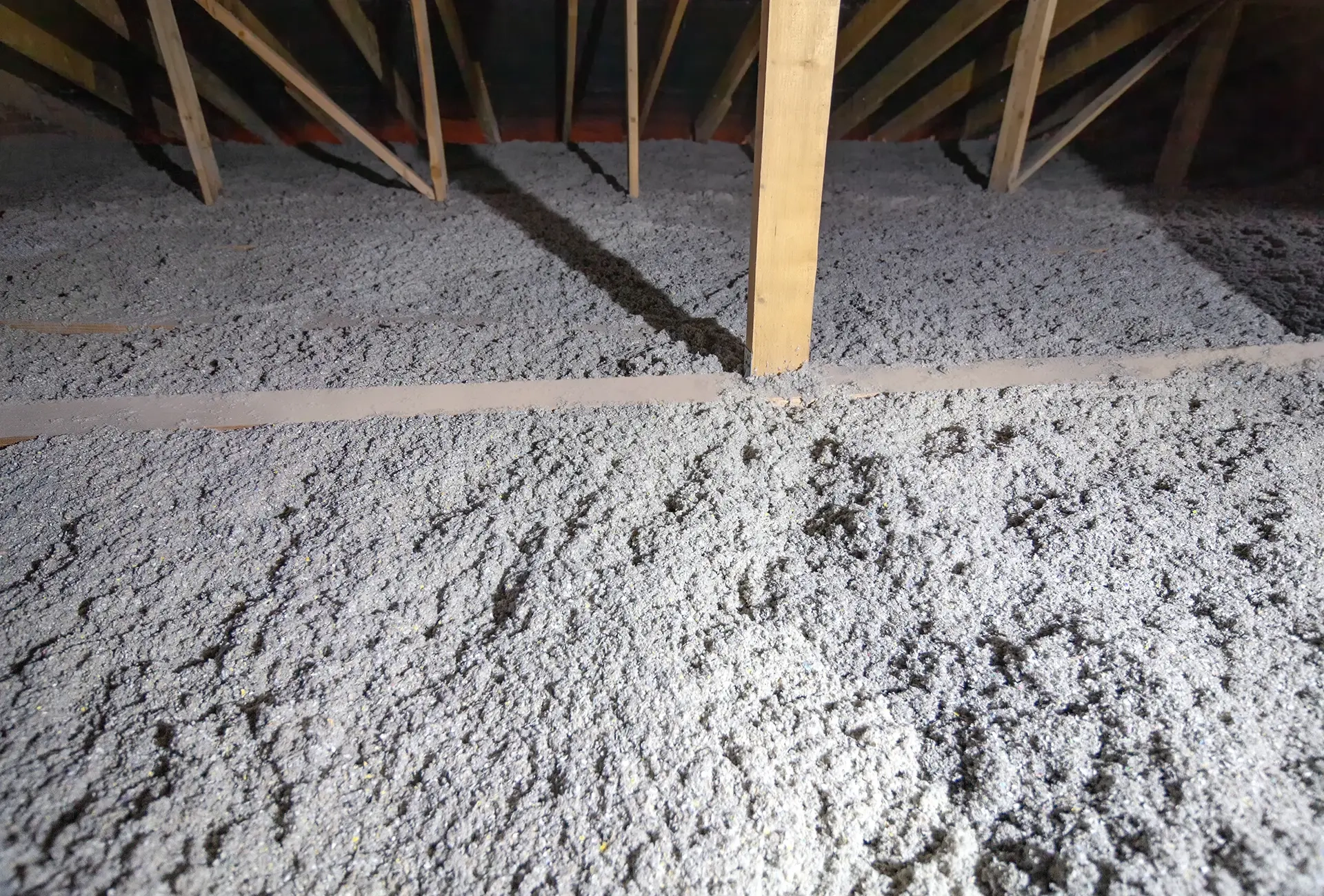 isolation combles avec ouate de cellulose par eco est energie